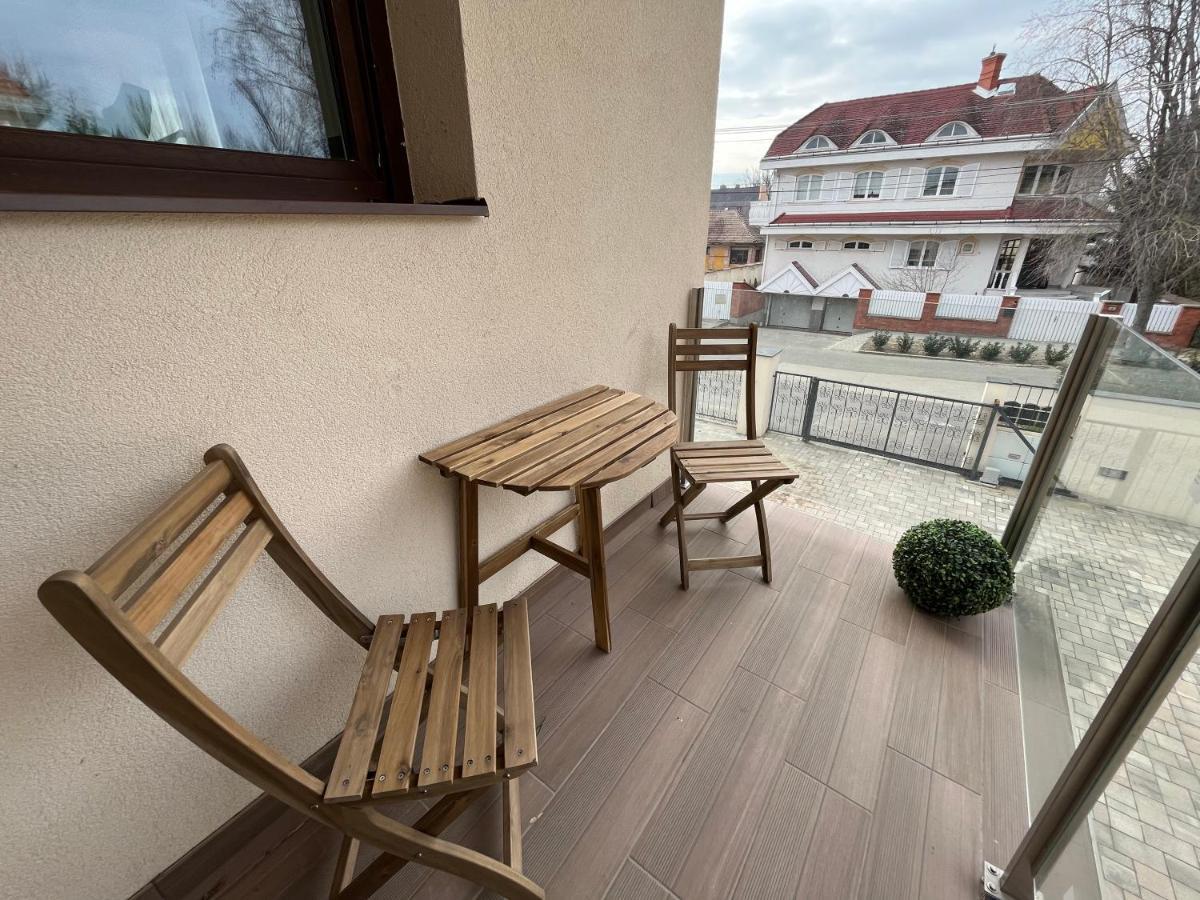 Nature In The City Upper Storey Bestern Szeged Exterior foto